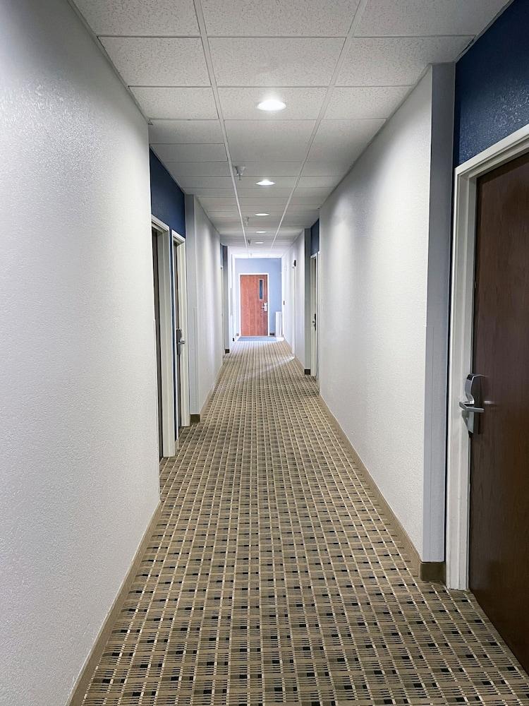 Microtel Inn & Suites By Wyndham Michigan City Extérieur photo