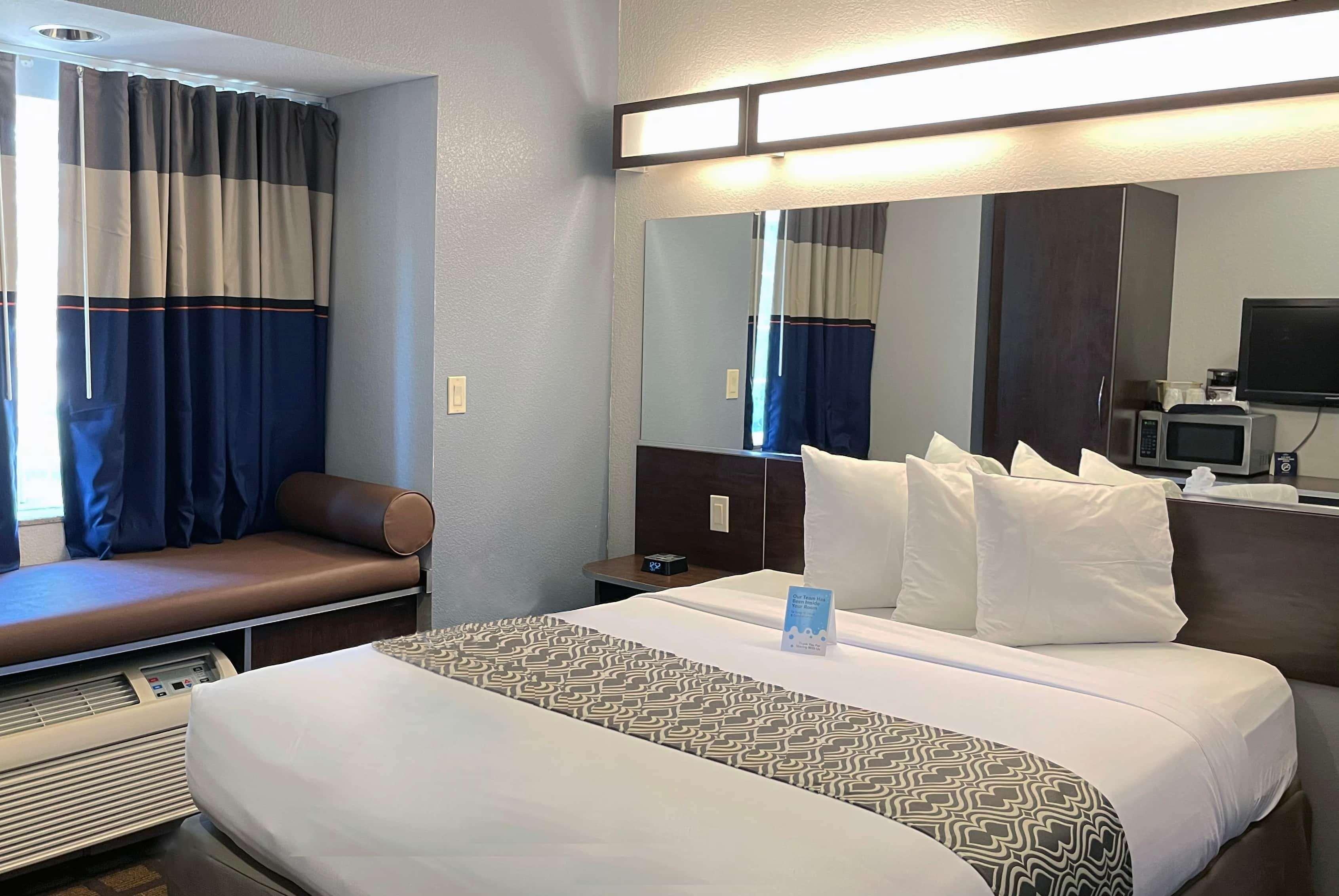 Microtel Inn & Suites By Wyndham Michigan City Extérieur photo